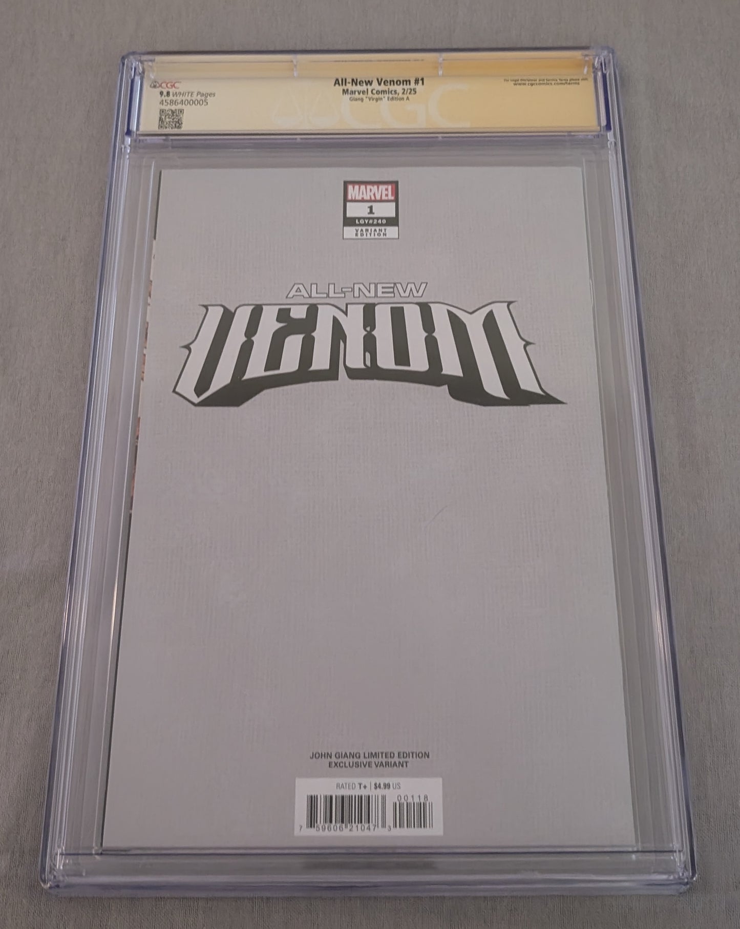 All-New Venom #1 John Giang Exclusive Virgin Variant CGC 9.8 Signature Series Signed by John Giang