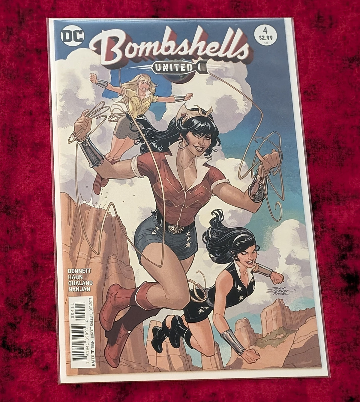 DC Comics Bombshells 4-Comic Lot – Bombshells #3–5 + Bombshells United #4