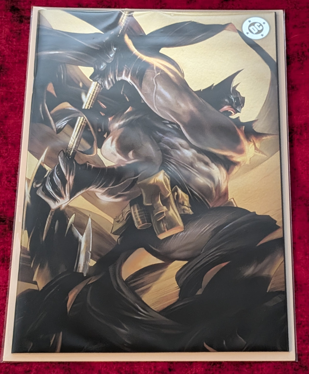 Absolute Batman #22 - Alexander Lozano Exclusive Gold Foil Variant (Ltd. 1000)